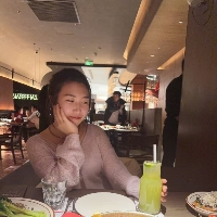 沈阳市单身初中教师程若男个人资料照片