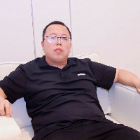 南宁市单身室内设计师小粟个人资料照片