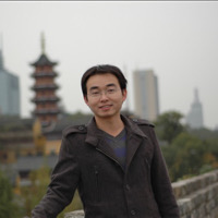 南京市单身副教授Bin个人资料照片