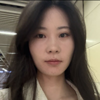 武汉市单身口腔医生芽瓦个人资料照片